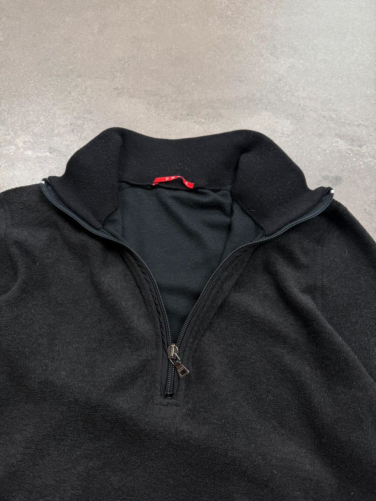 Prada Prada sweats sweater red tab vintage sport wear street wear Size US M / EU 48-50 / 2 - 5 Thumbnail