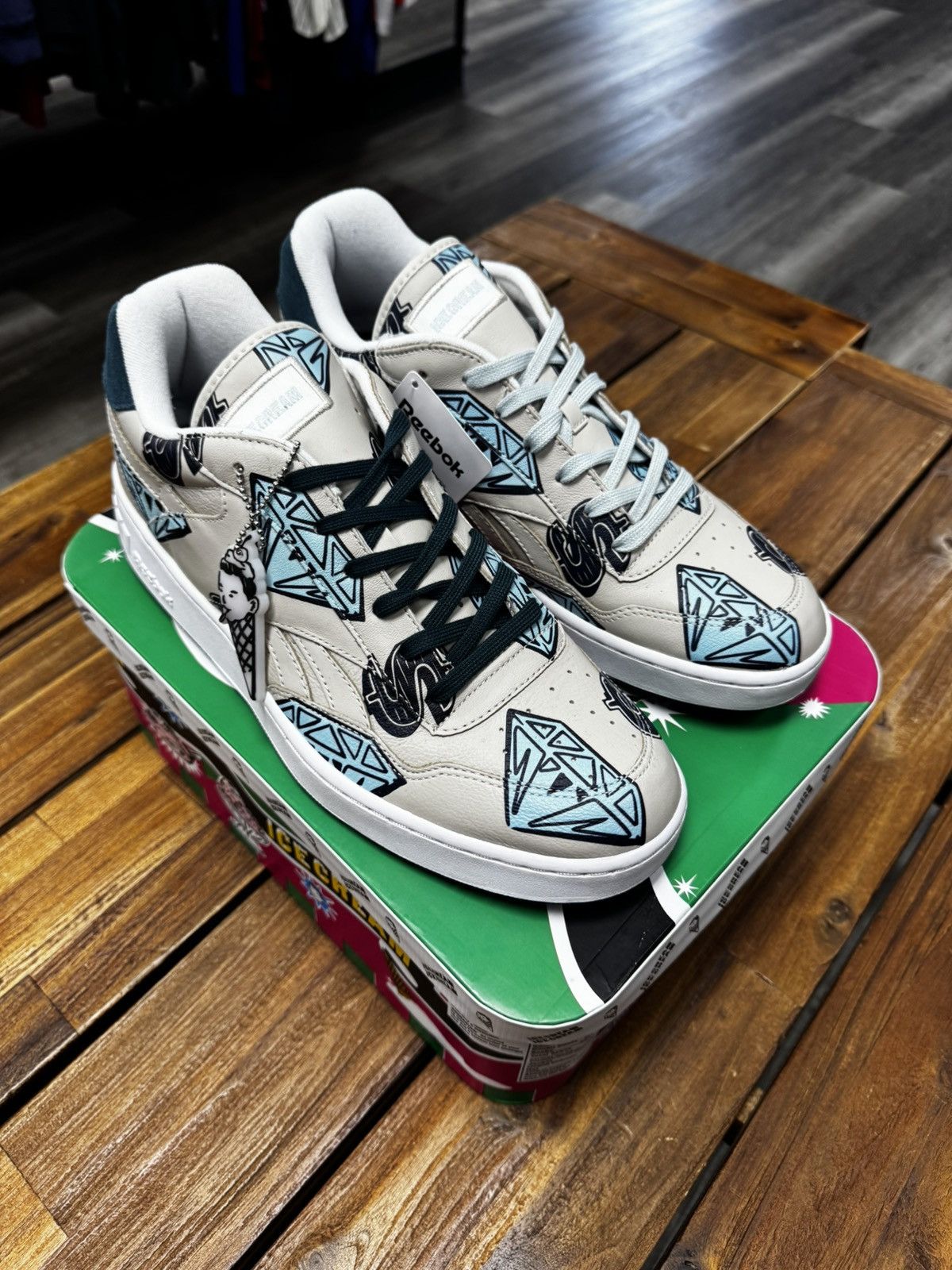 Icecream × Reebok BBC Ice Cream x Reebok BB 4000 Diamonds & Dollars OG All Size US 11.5 / EU 44-45 - 5 Thumbnail