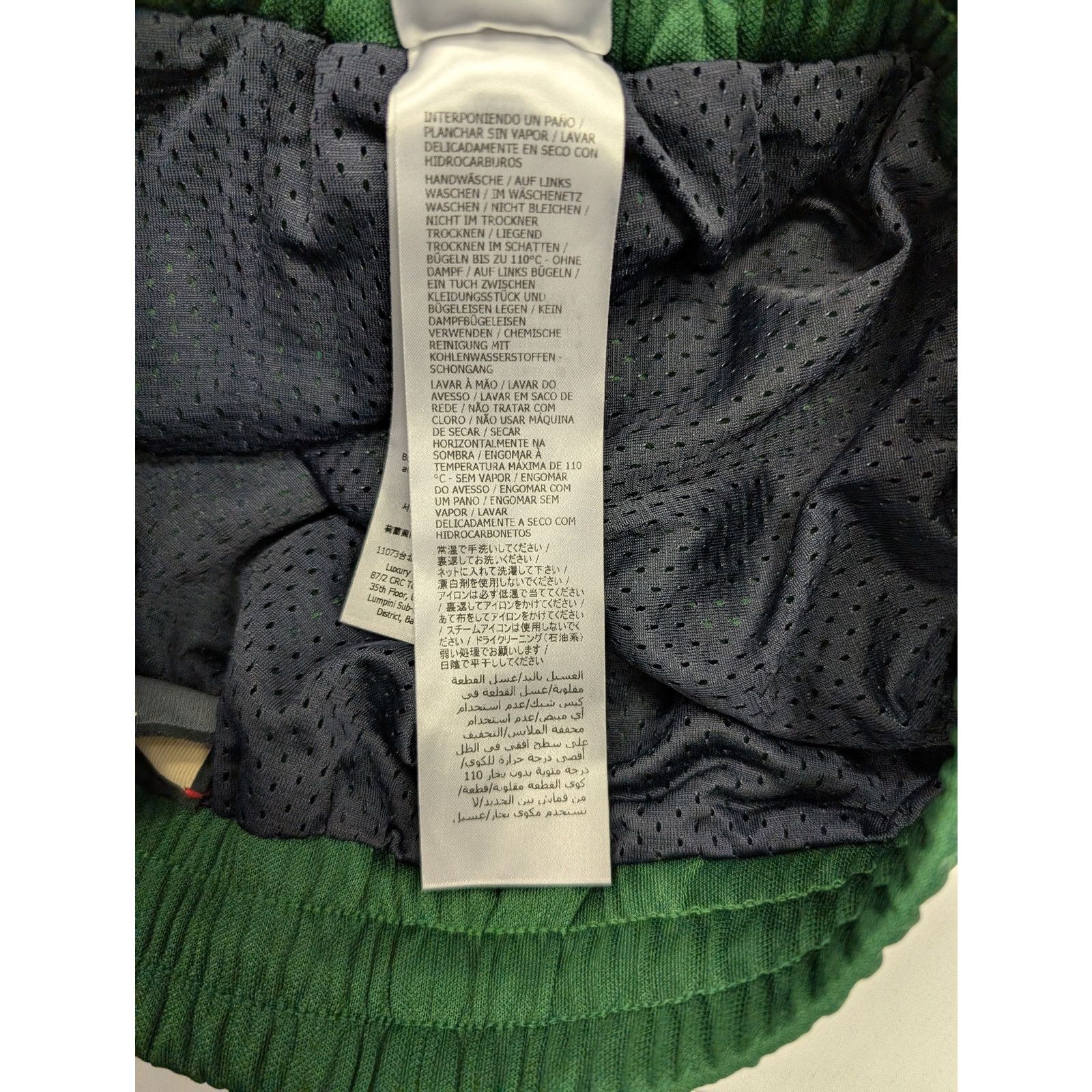 Gucci o1rshd1 Track Pants With GG Bejewled Trim Detail in Green Size US 32 / EU 48 - 17 Thumbnail