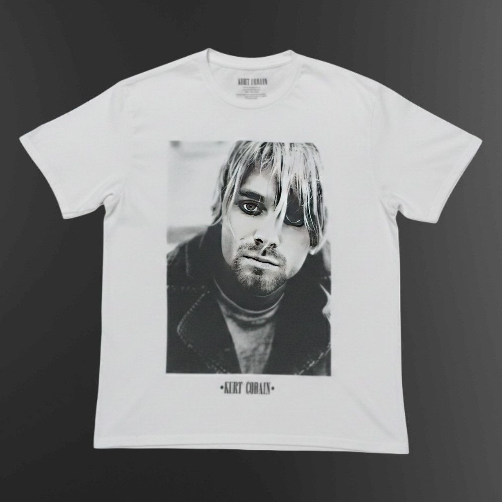 Pull & Bear OFFICIAL KURT COBAIN BY PULL & BEAR GRAPHIC T-SHIRT Size US S / EU 44-46 / 1 - 1 Thumbnail