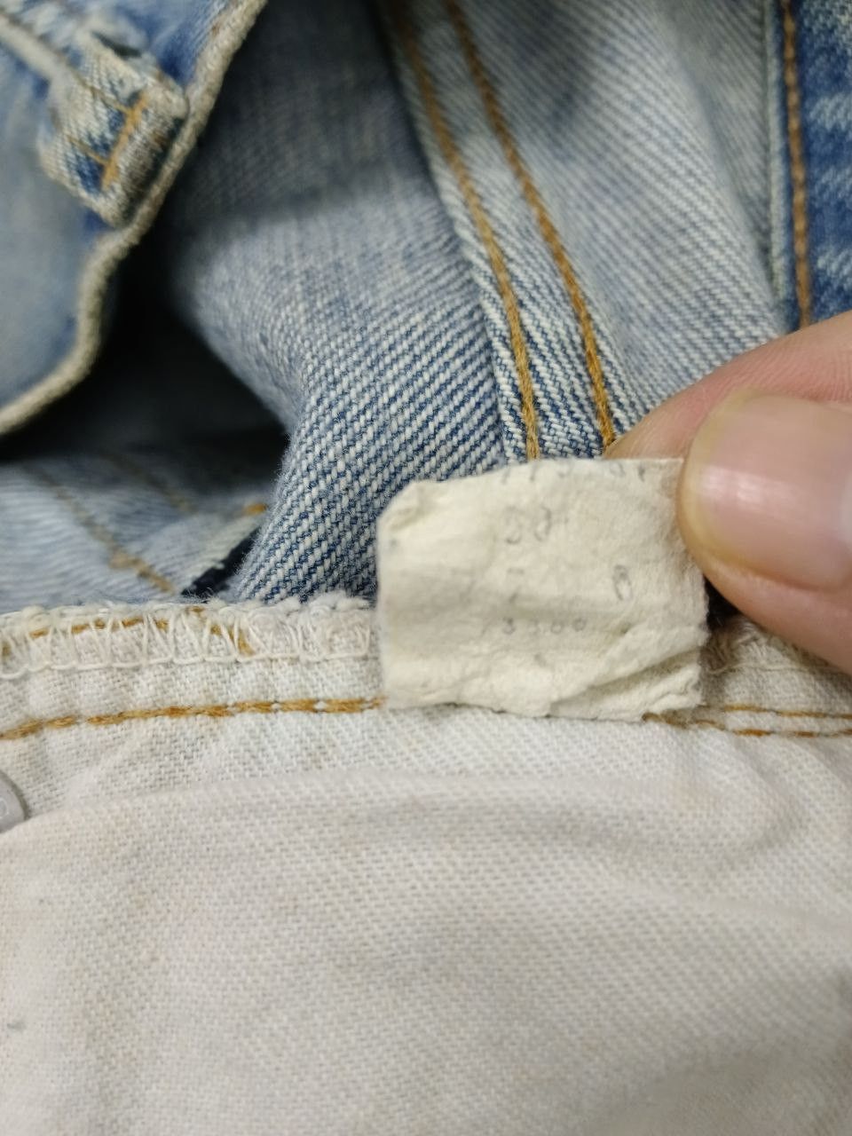 Levi's Vintage Clothing THRASH LEVIS 70s SELVEDGE DENIM PANTS Size US 33 - 12 Thumbnail