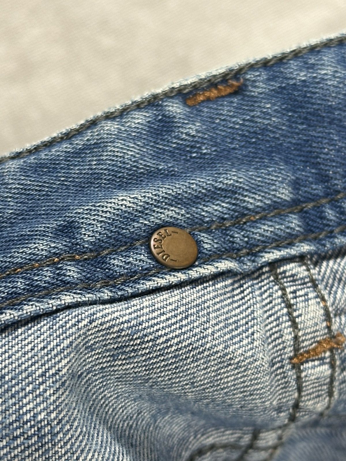 Diesel Vintage Diesel Larkee Regular Distressed Jeans 32x30 Size US 32 / EU 48 - 8 Thumbnail