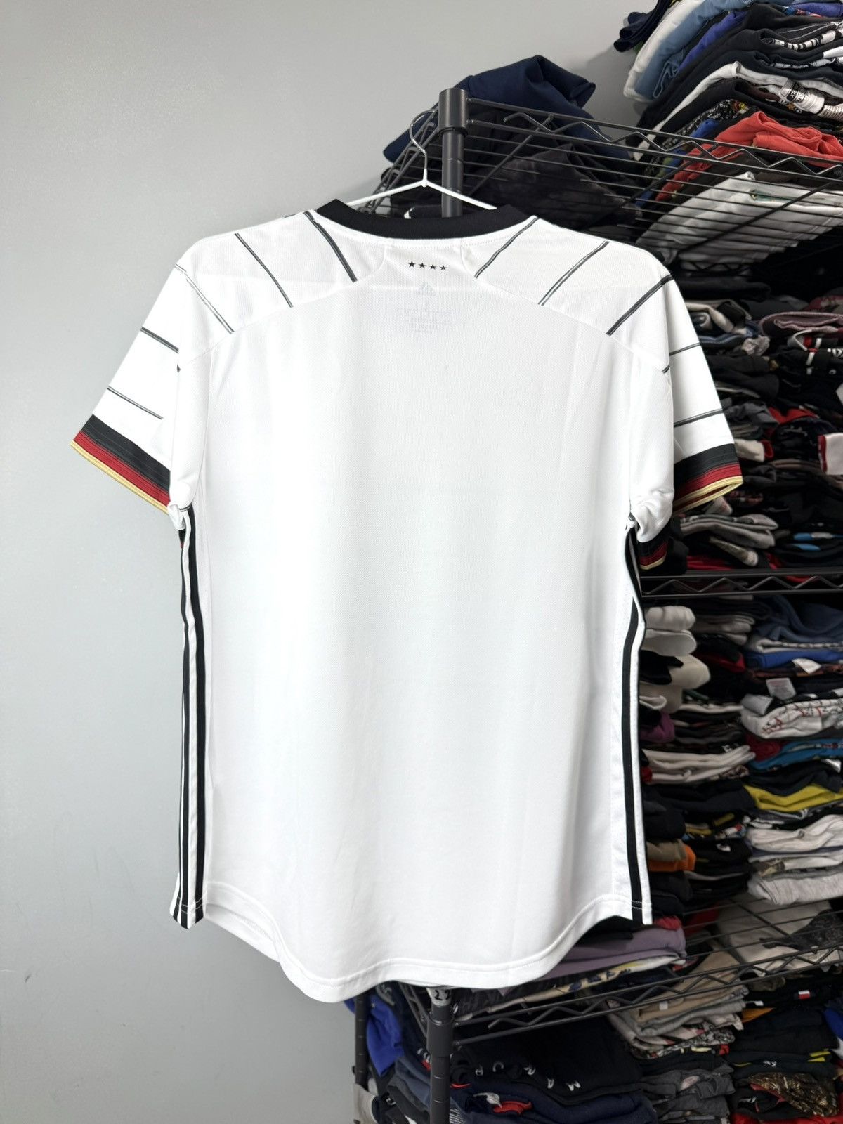 Adidas Vintage 2019 Adidas Germany Soccer Jersey T Shirt Size US L / EU 52-54 / 3 - 9 Thumbnail