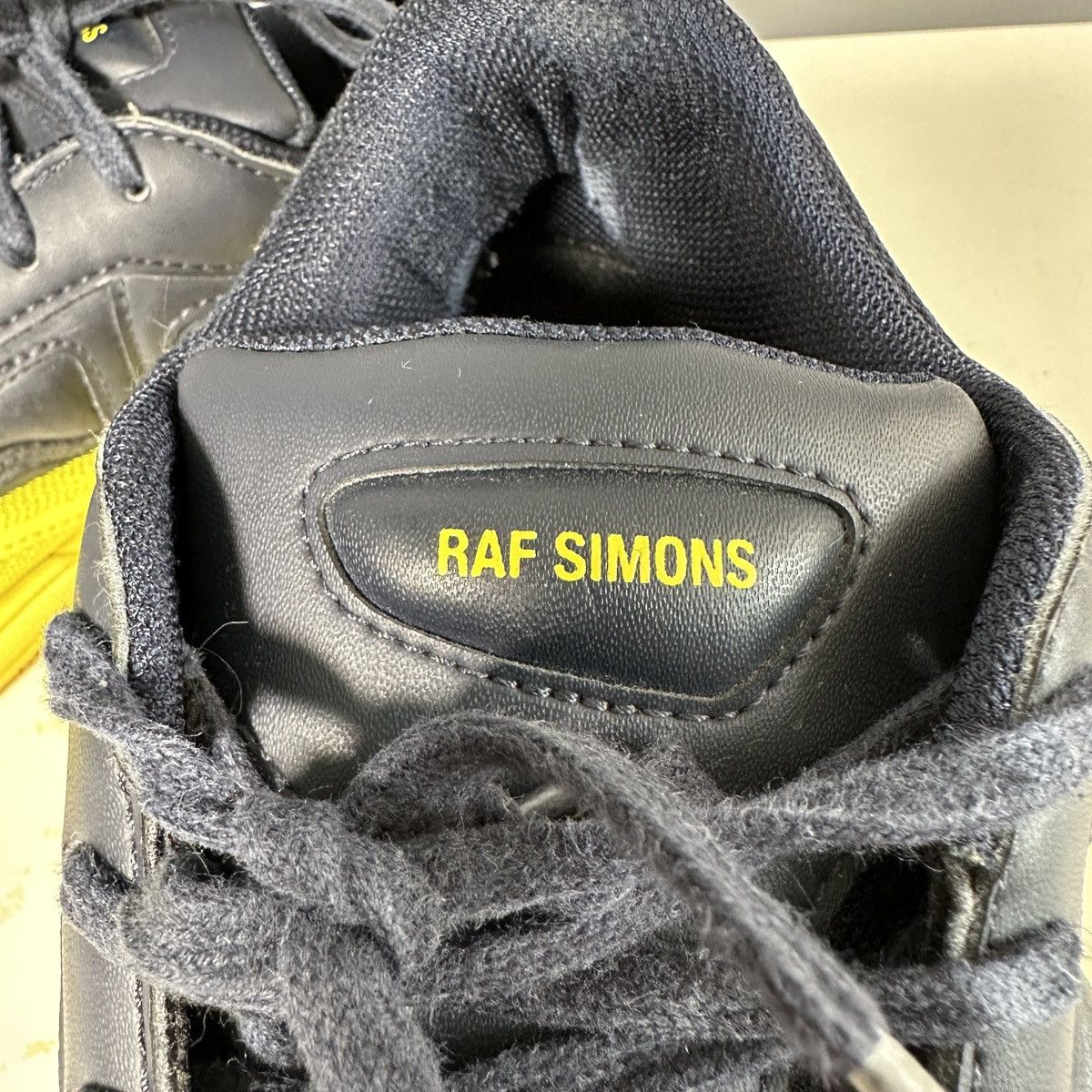 Adidas × Raf Simons × Raf by Raf Simons adidas ozweego raf simons Bright Yellow Night Navy Size US 9.5 / EU 42-43 - 3 Thumbnail