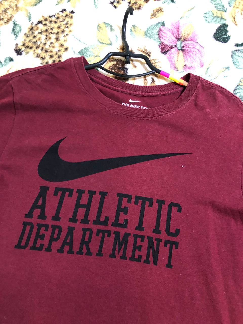 Nike Nike Shirt Mens Swoosh Logo Athletic Size US S / EU 44-46 / 1 - 7 Thumbnail
