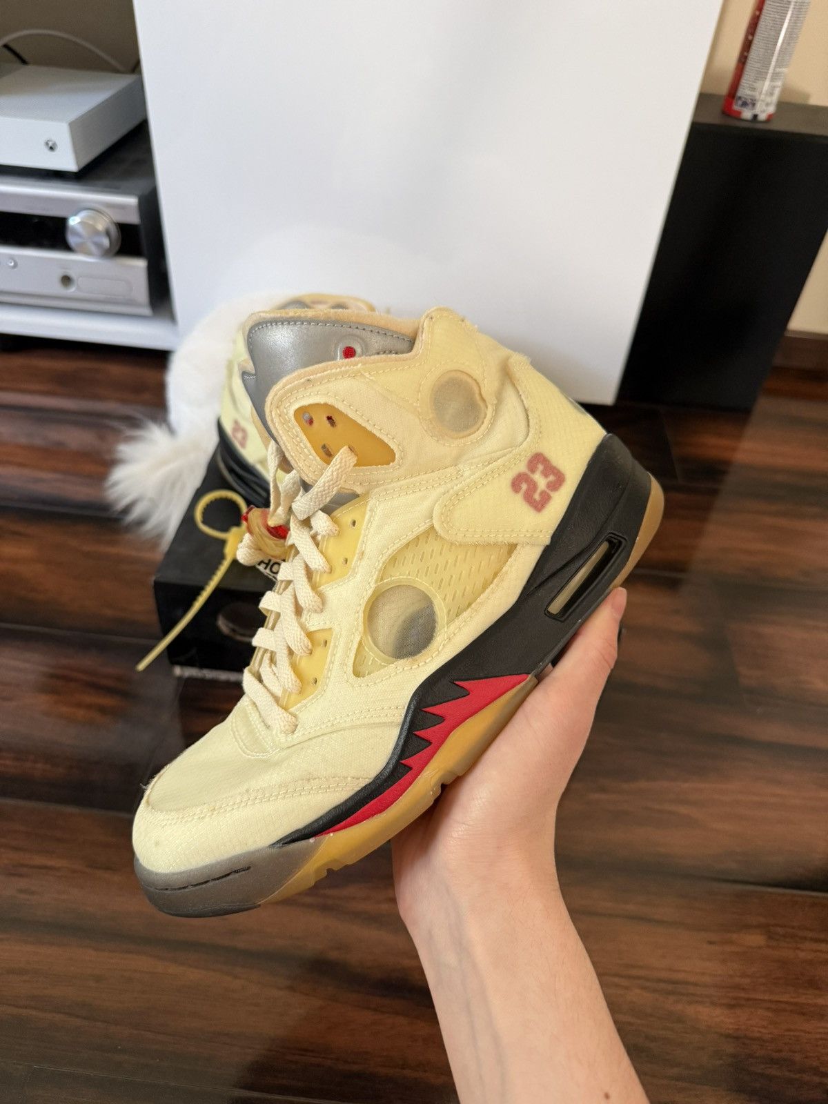 Jordan Brand × Off-White Off-White Jordan 5 Size US 8 / EU 41 - 7 Thumbnail