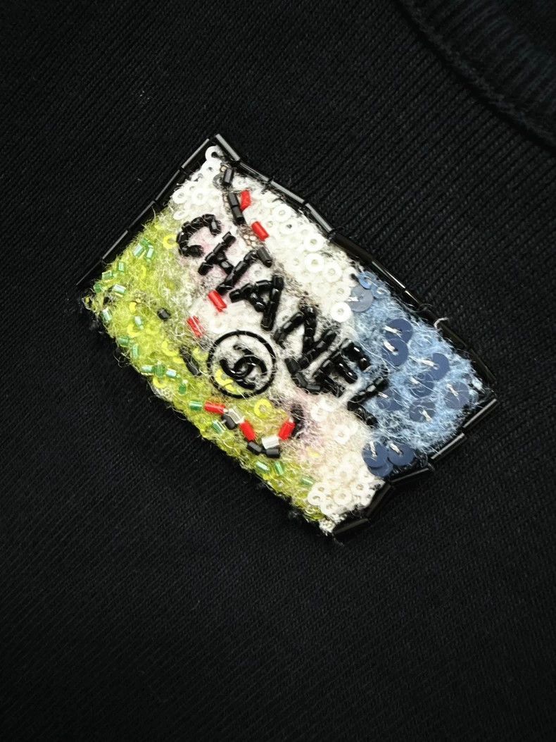 Chanel Chanel 23C Embroidered Sequin Letter T-shirt Size M / US 6-8 / IT 42-44 - 4 Thumbnail
