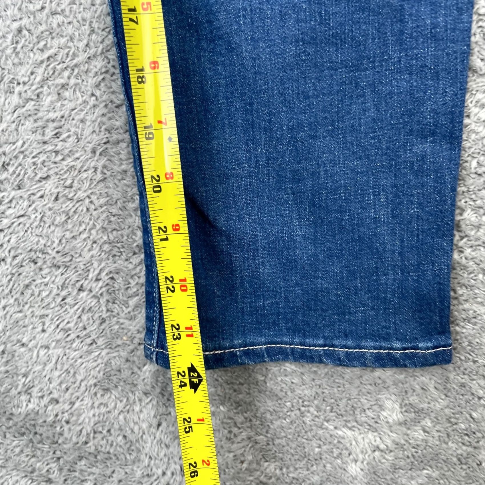 Levi's Levis Jeans Womens Blue Cropped Cotton Stretch Mid Rise Skinny Leg 30x24 Denim Size 30" / US 8 / IT 44 - 7 Thumbnail