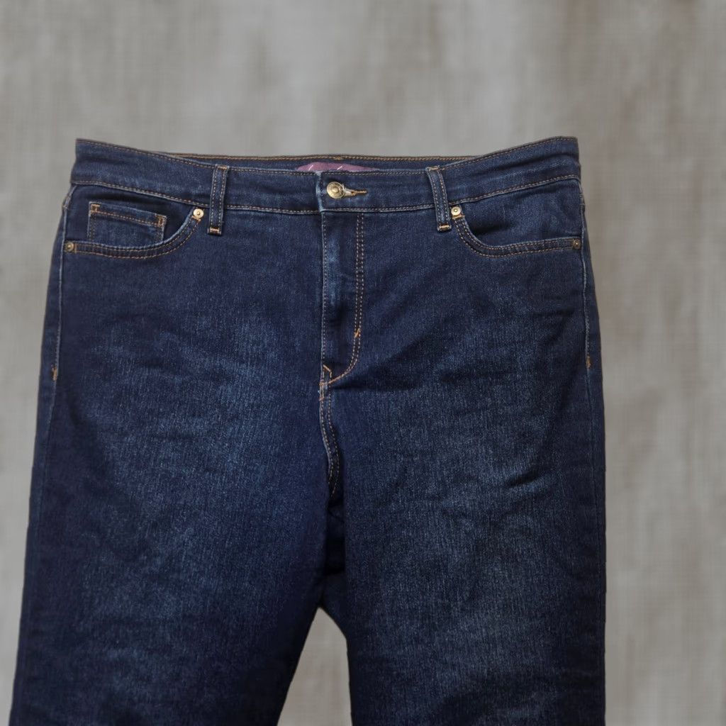 Gloria Vanderbilt Gloria Vanderbilt Amanda Dark Wash Blue Jeans Denim Adult Women's Size 14 Size 36" / US 14 / IT 50 - 1 Thumbnail