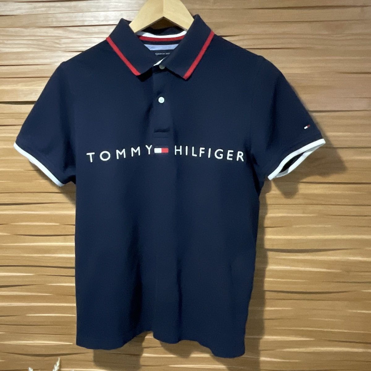 Tommy Hilfiger Tommy Hilfiger Embroidered Graphic Logo Polo Size US M / EU 48-50 / 2 - 2 Thumbnail