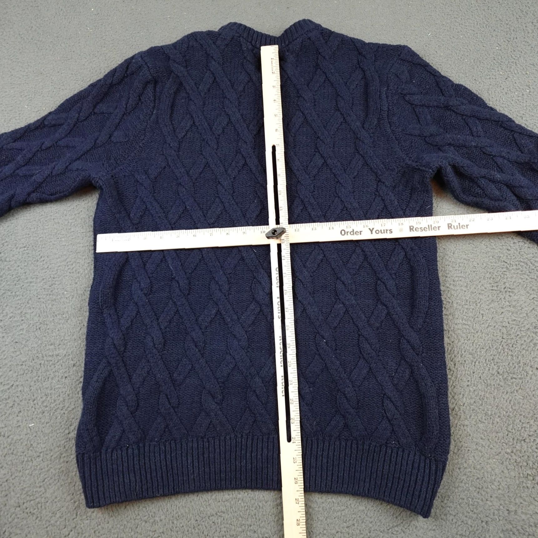 Abercrombie & Fitch **Abercrombie & Fitch Mens XL Navy Cable Knit Pullover Sweater** User: Abercrombie & Fitch Mens XL Navy Cable Knit Pullover Sweater Size US XL / EU 56 / 4 - 7 Thumbnail