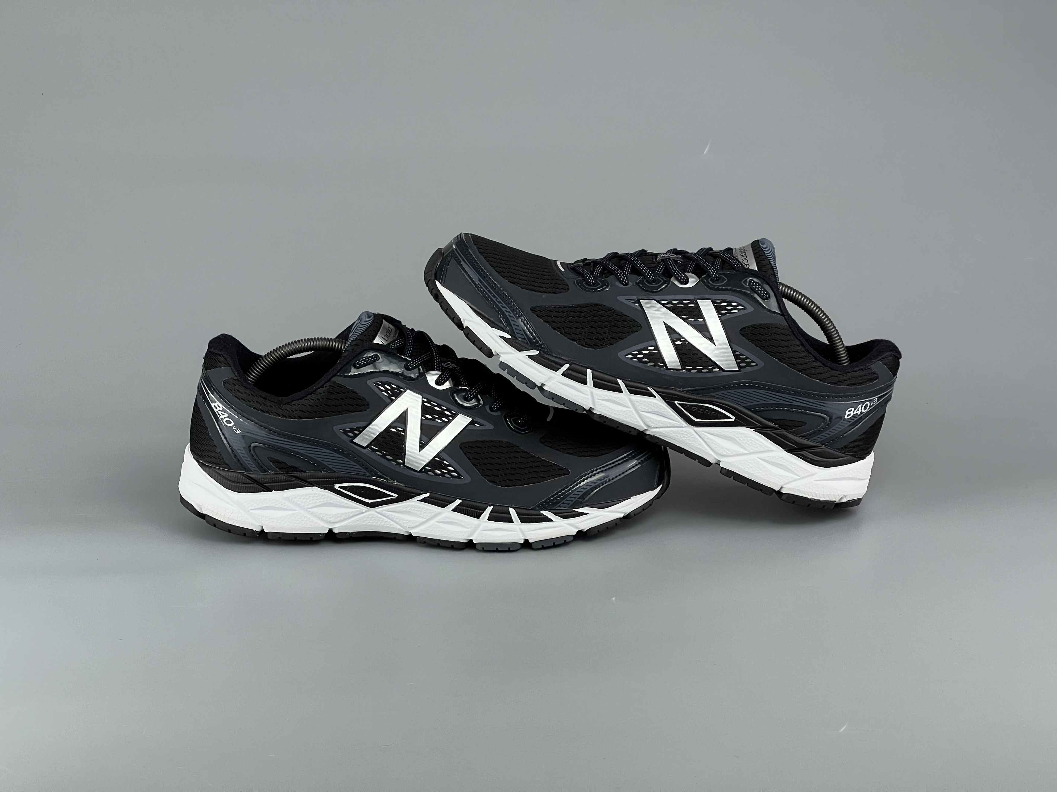 New Balance New Balance 840 V3 Men's Running Shoes Size US 11.5 Size US 11.5 / EU 44-45 - 6 Thumbnail