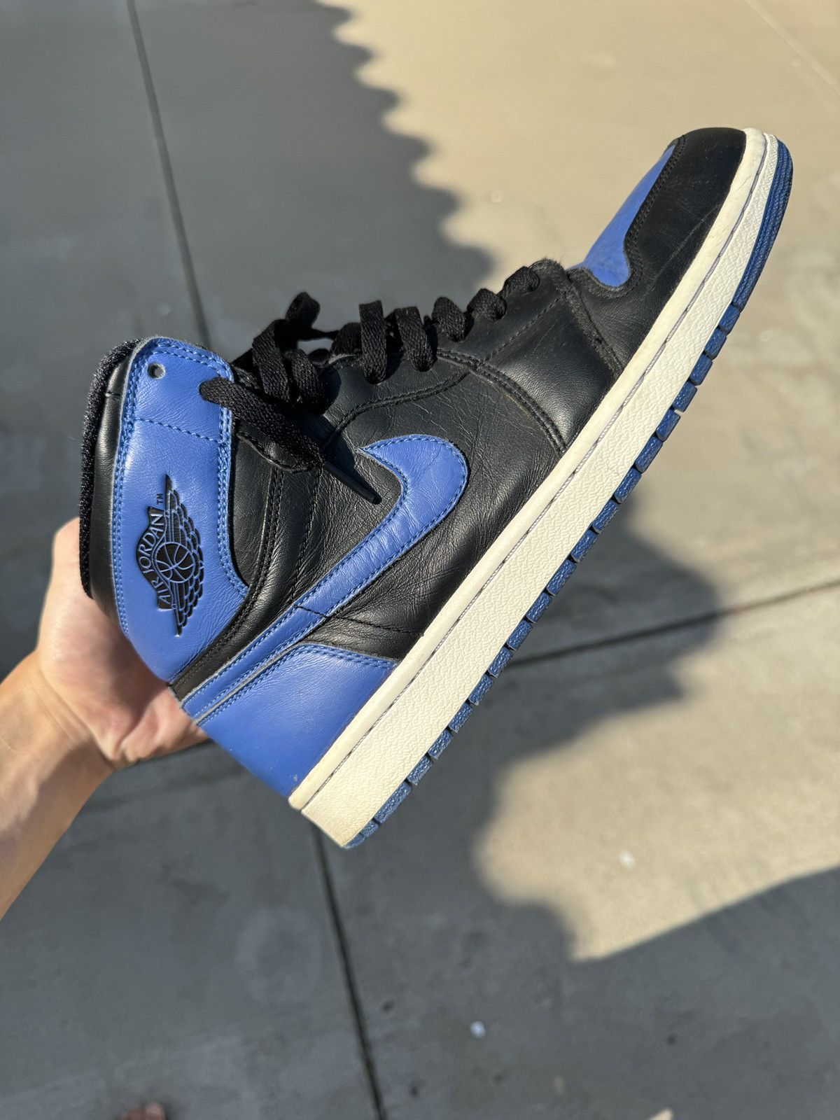 Jordan Brand 2017 Jordan 1 retro high OG royal blue Size US 10 / EU 43 - 7 Thumbnail