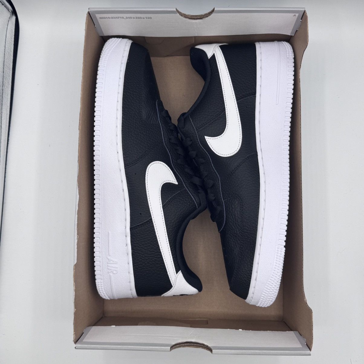 Nike Nike Air Force 1 '07 Men’s Size 12 Black/White CT2302-002 Size US 12 / EU 45 - 8 Thumbnail