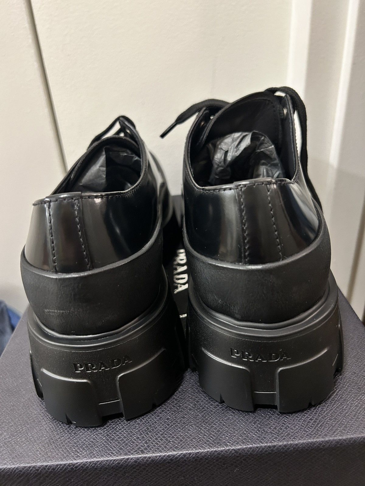 Prada PRADA BRUSHED LEATHER DERBY SHOES BLACK 2EG411-055-F0002 Size US 7 / EU 40 - 7 Thumbnail