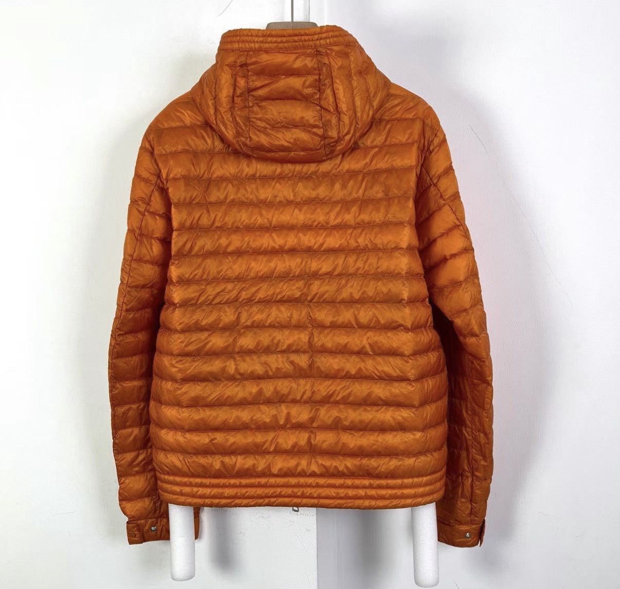 Moncler Moncler / Orange Lightweight Down Jacket K12 Size S / US 4 / IT 40 - 2 Thumbnail