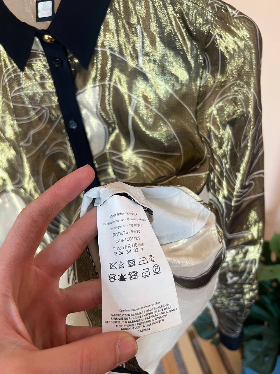 Just Cavalli × Roberto Cavalli Cavalli Class Silk Gold Lion printed shirt Size XS / US 0-2 / IT 36-38 - 12 Thumbnail