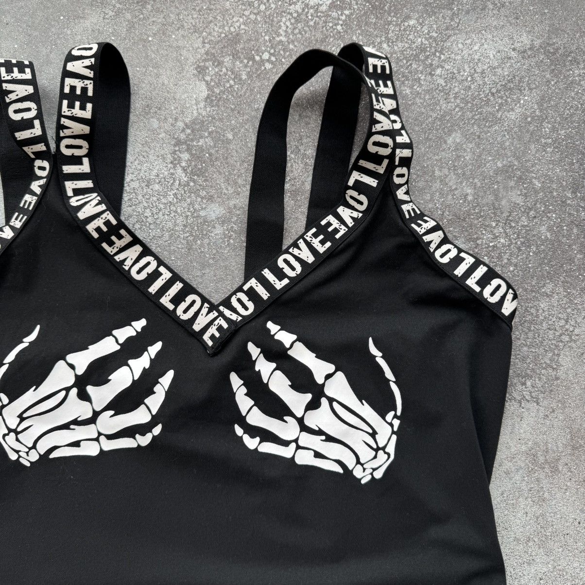 20471120 × Japanese Brand Amazing Vintage Gothic Tank Top Size XL / US 12-14 / IT 48-50 - 5 Thumbnail