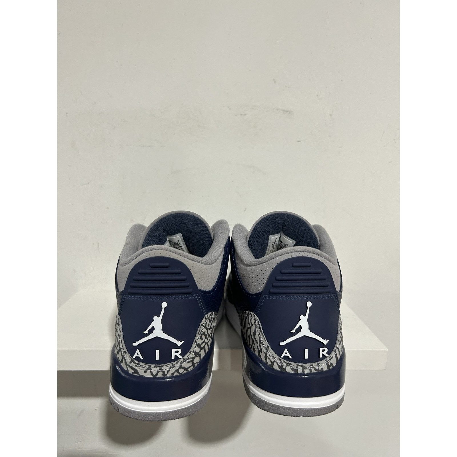 Jordan Brand JORDAN 3 MIDNIGHT NAVY SIZE 9 PREOWNED Size US 9 / EU 42 - 6 Thumbnail