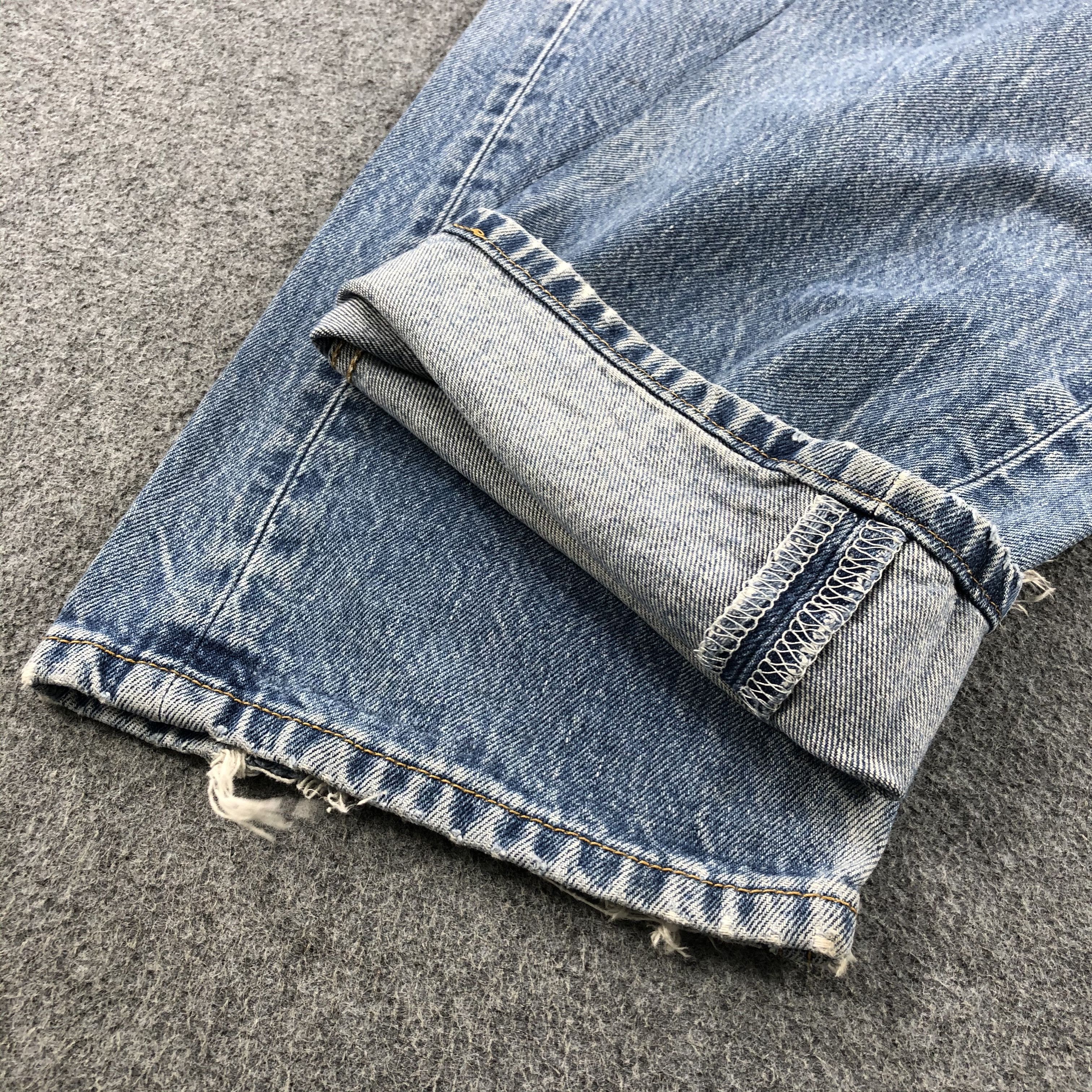 Levi's × Vintage Vintage Blue Wash Levis 501 Jeans-JM1652 Size US 37 - 8 Thumbnail