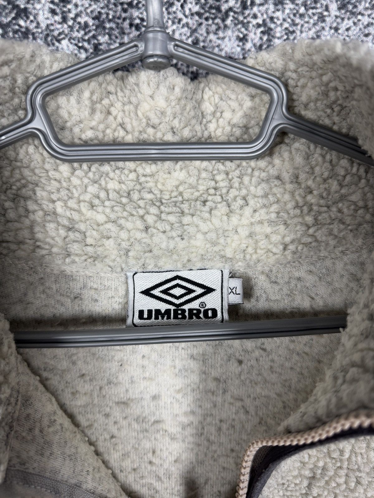 Umbro Vintage 90s UMBRO Sportswear Fleece Jacket Sherpa Teddy XL Size US XL / EU 56 / 4 - 8 Thumbnail
