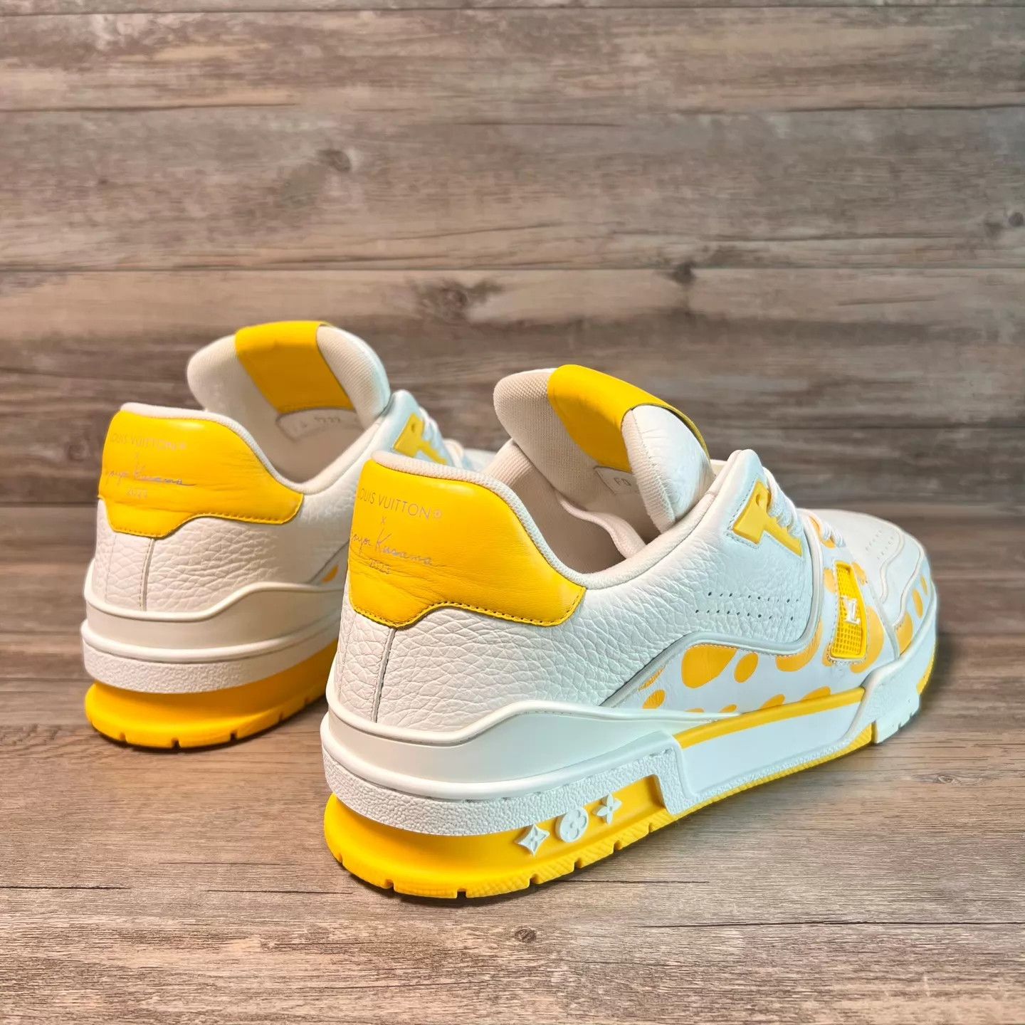 Louis Vuitton LV x Yayoi Kusama Trainer White Yellow UK7/41 Size US 8 / EU 41 - 3 Thumbnail