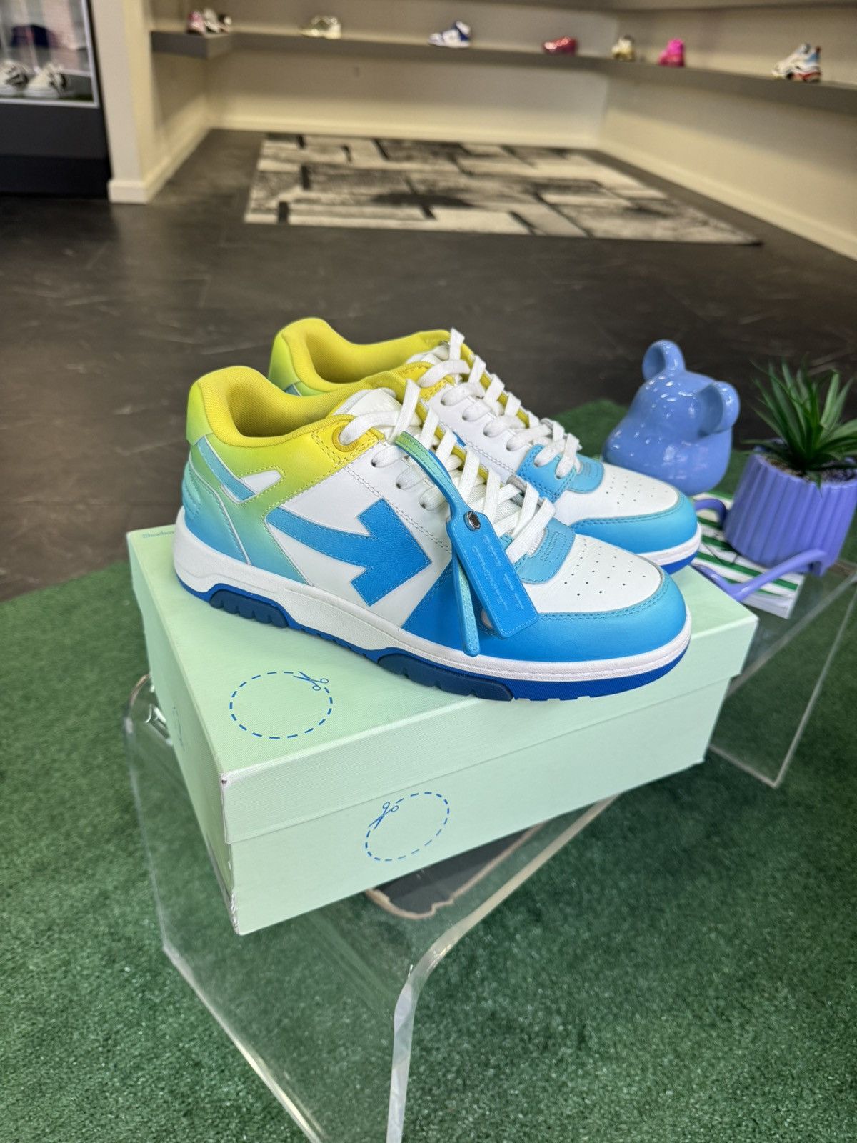 Off-White Off-White Out Of Office Sneaker Size US 9 / EU 42 - 1 Thumbnail