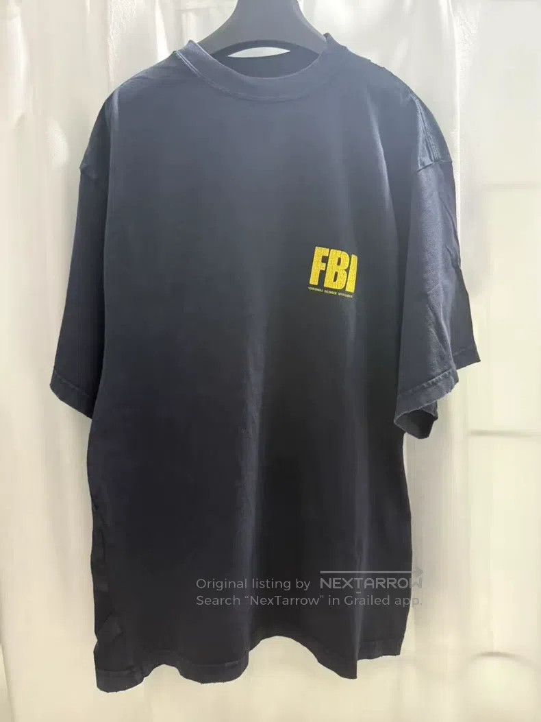 Balenciaga Balenciaga Blue-black FBI distressed crackled short-sleeve Size US S / EU 44-46 / 1 - 1 Thumbnail