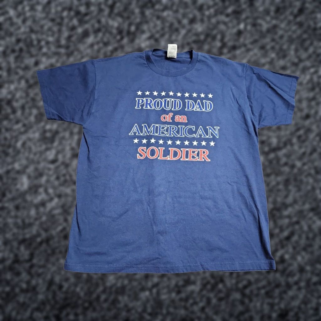 Fruit Of The Loom VINTAGE Fruit of the Loom XL Blue Graphic Print Patriotic T-Shirt American Soldier Proud Dad Mens Size US XL / EU 56 / 4 - 1 Thumbnail