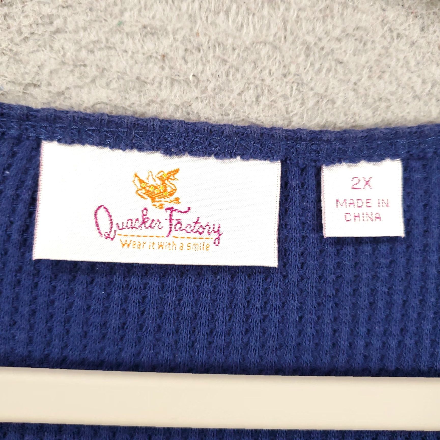 Quacker Factory VINTAGE Quacker Factory Blouse Womens 2X Blue Rhinestone Waffle Knit Long Sleeve Pullover Classic Size XXL / US 16-18 / IT 52-54 - 6 Thumbnail