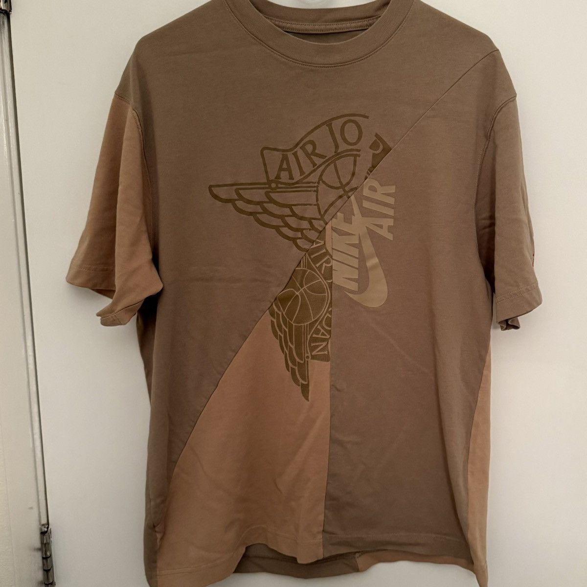 Jordan Brand × Travis Scott Travis Scott x Jordan Brand T-Shirt Size US M / EU 48-50 / 2 - 1 Thumbnail