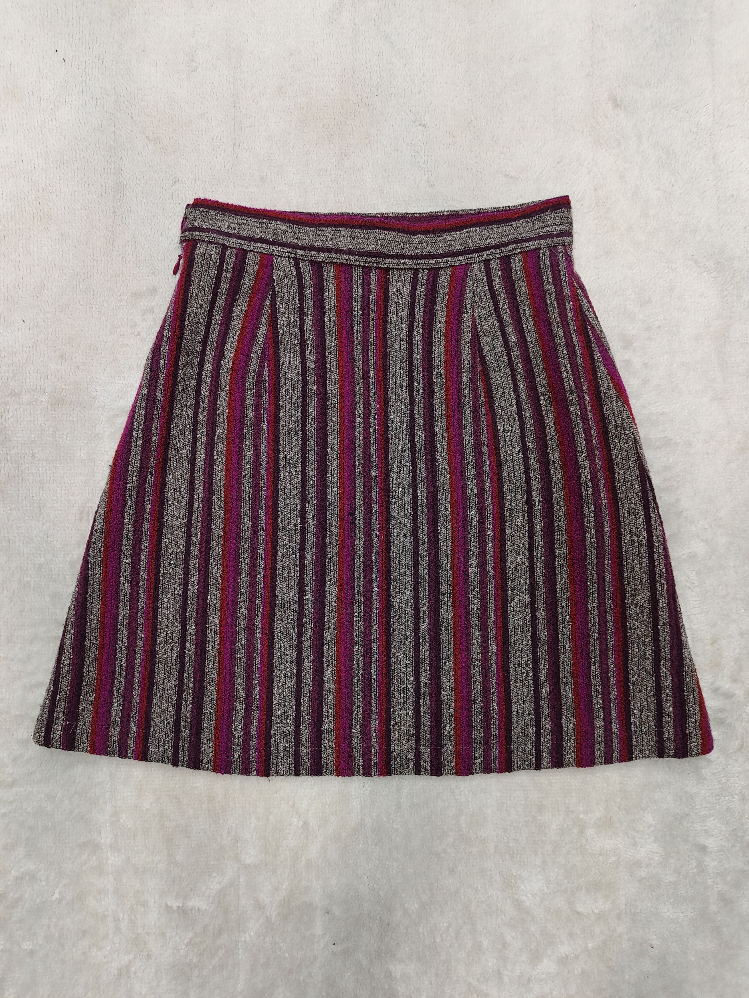 Versace Jeans Couture 80s Versace JC 🇮🇹 Archive Minimal Striped Wool Skirt Size 28" / US 6 / IT 42 - 7 Thumbnail