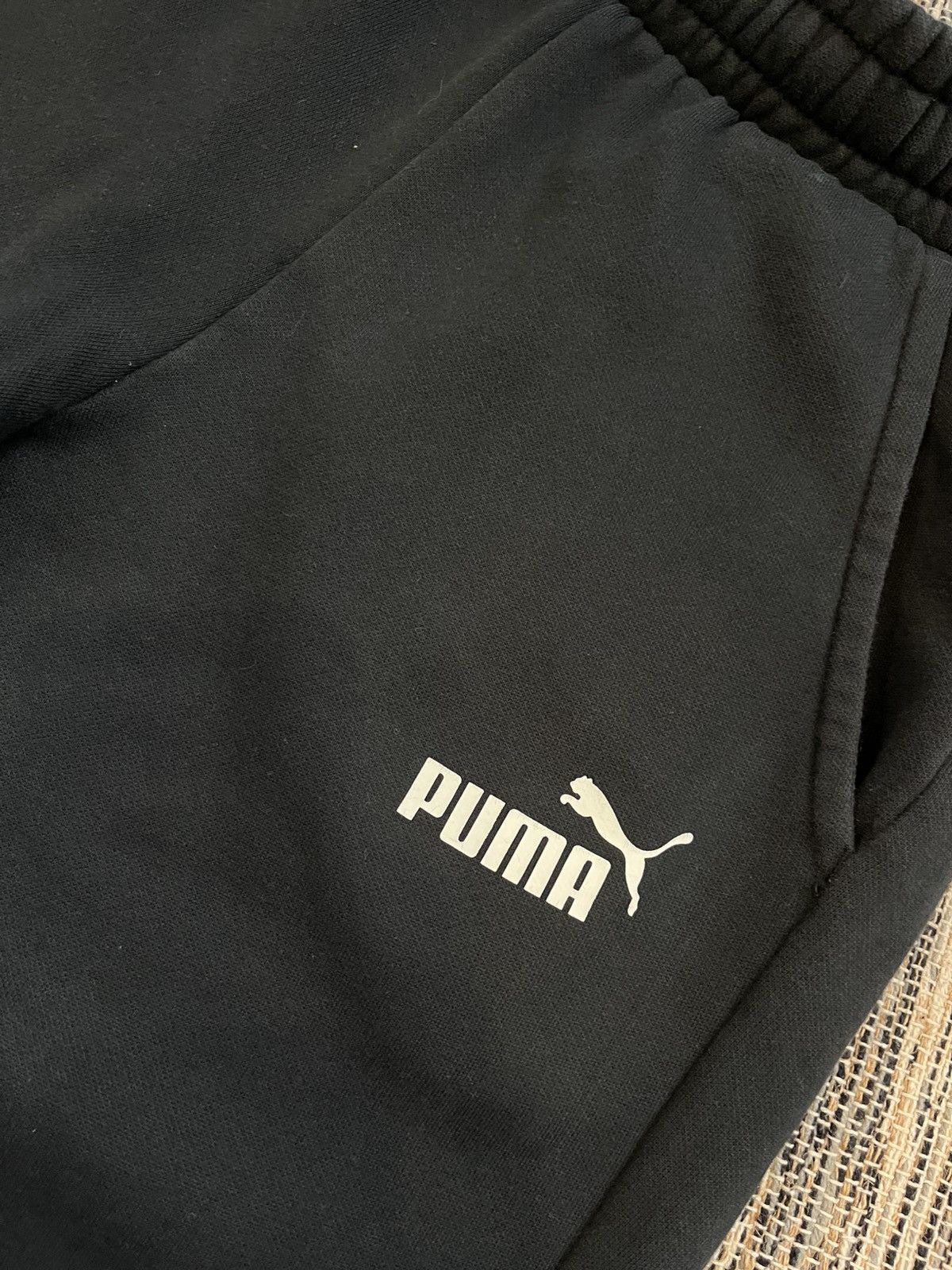 Puma × Vintage Puma Sweatpants faded black fleece pants minimalistic Size US 30 / EU 46 - 4 Thumbnail