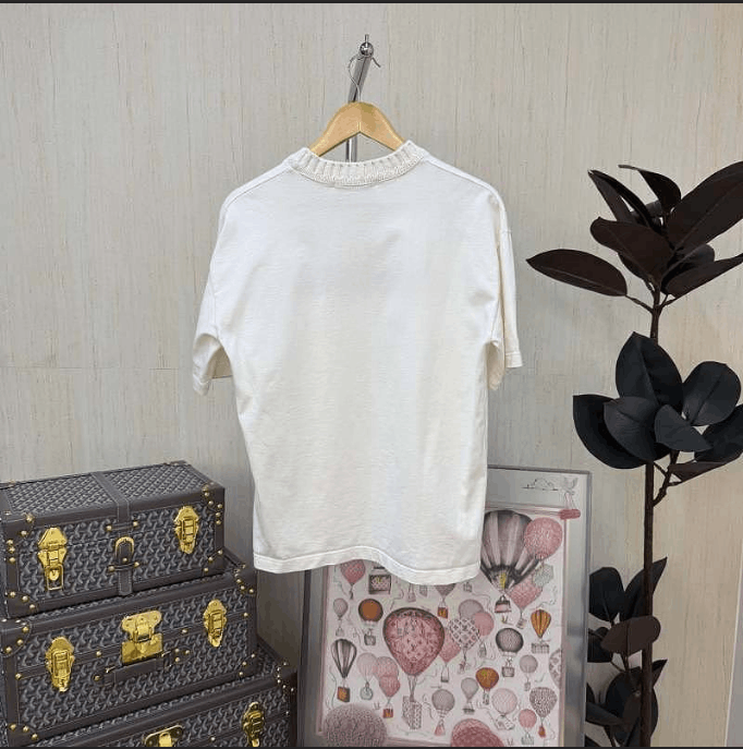 Louis Vuitton Louis Vuitton short-sleeve T-shirt Size US S / EU 44-46 / 1 - 2 Thumbnail