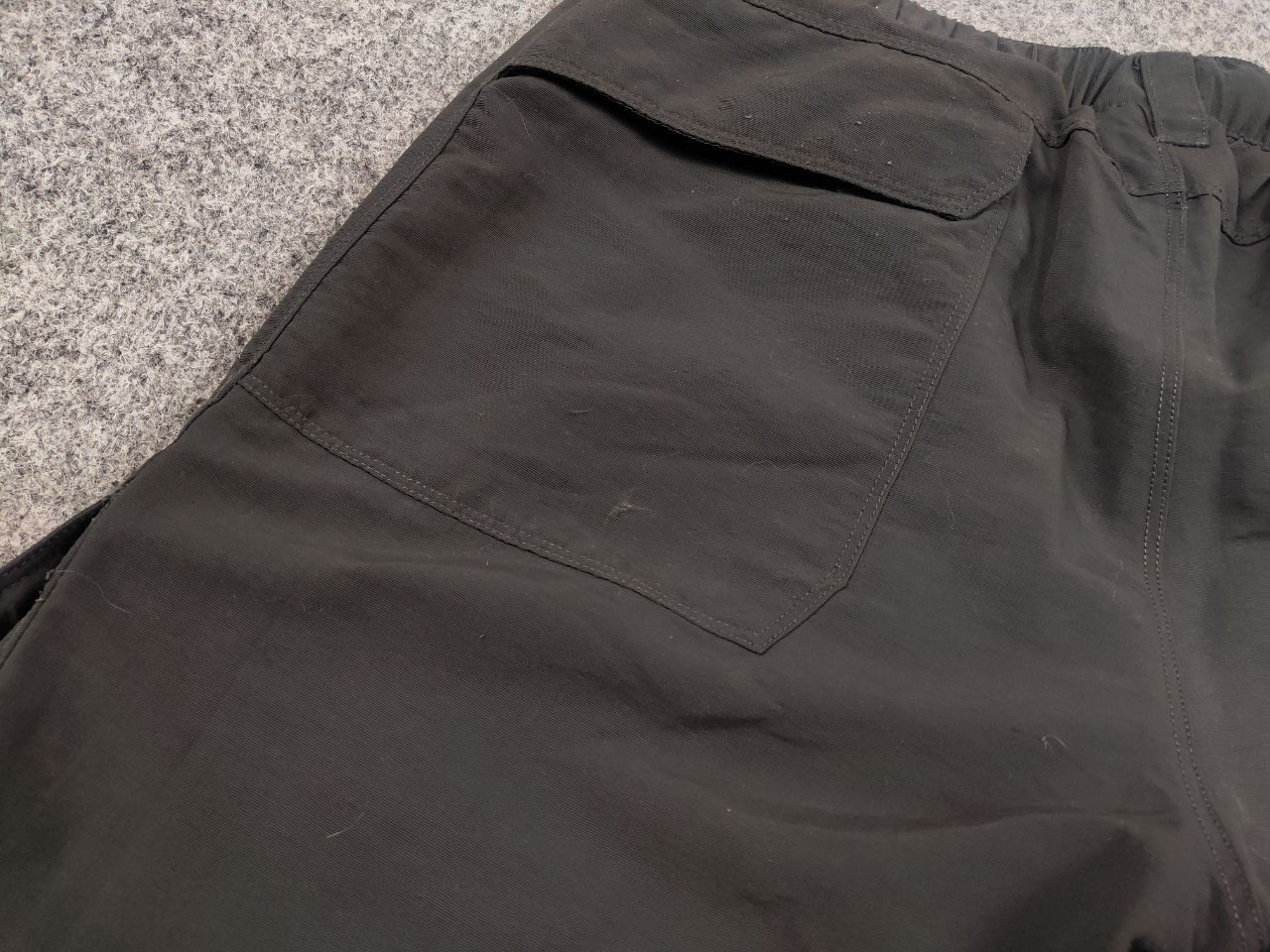 The North Face Vintage The North Face Gray Nylon Cargo Belt Short Y2K Style Size US 32 / EU 48 - 10 Thumbnail