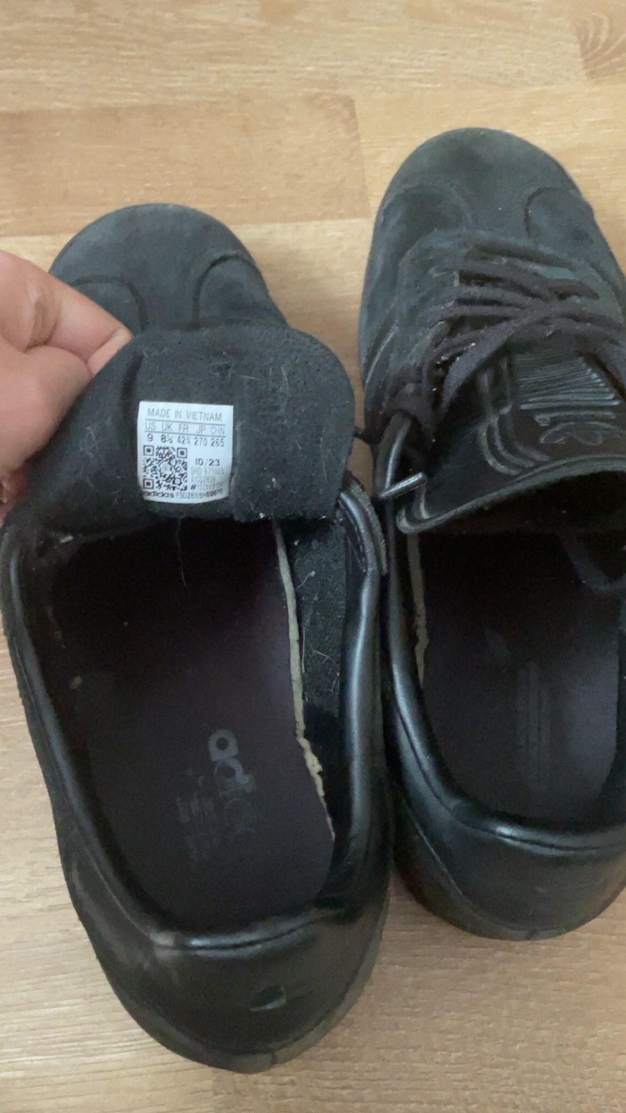 Adidas Adidas Gazzele Size US 9 / EU 42 - 2 Thumbnail