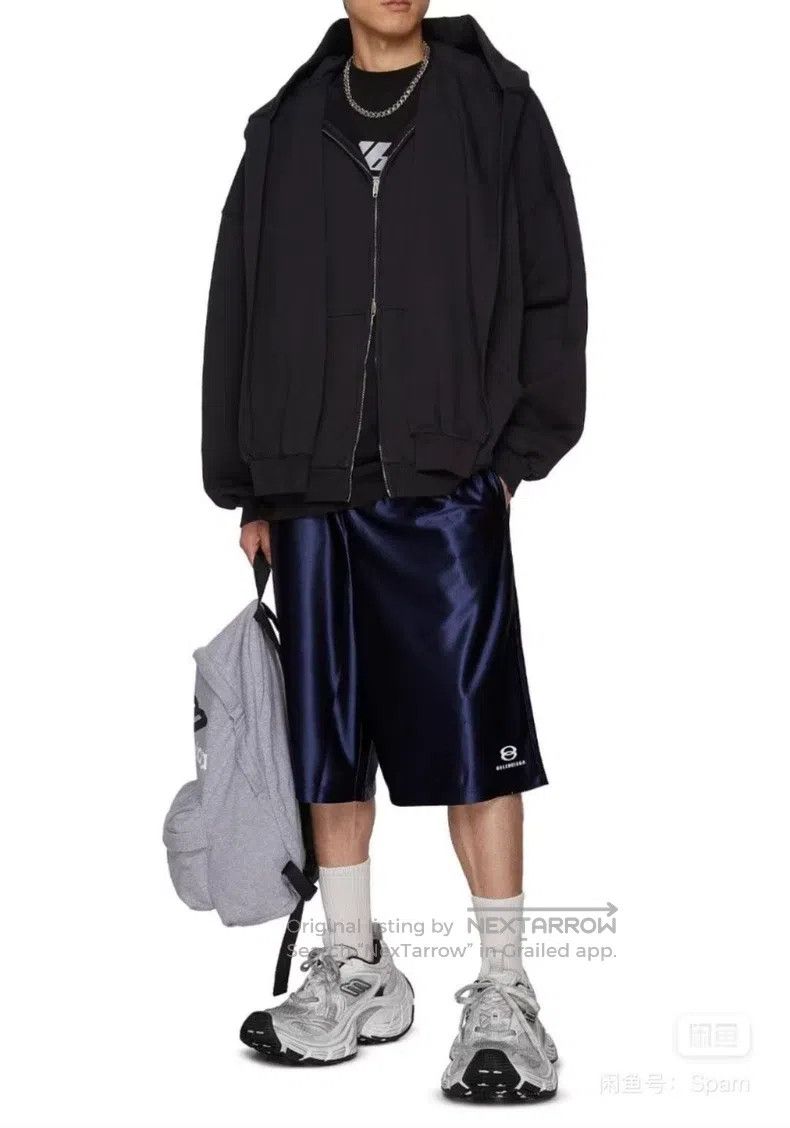 Balenciaga Balenciaga Black Four-Sleeve Mock Two-Piece Hooded Zip-Up Size US S / EU 44-46 / 1 - 5 Thumbnail