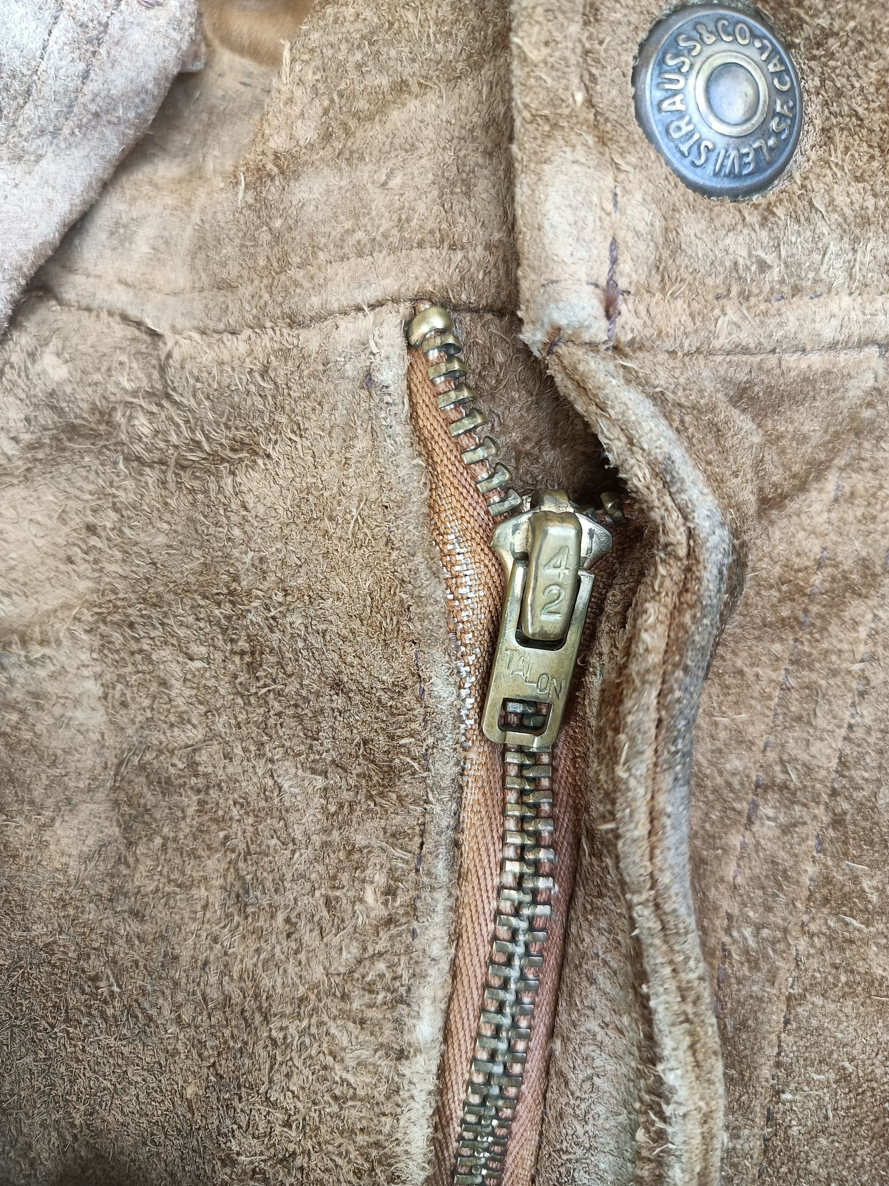 Levi's Vintage Clothing Distress Vintage 70s Levi's Leather Suede Flared Pants Size US 32 / EU 48 - 5 Thumbnail