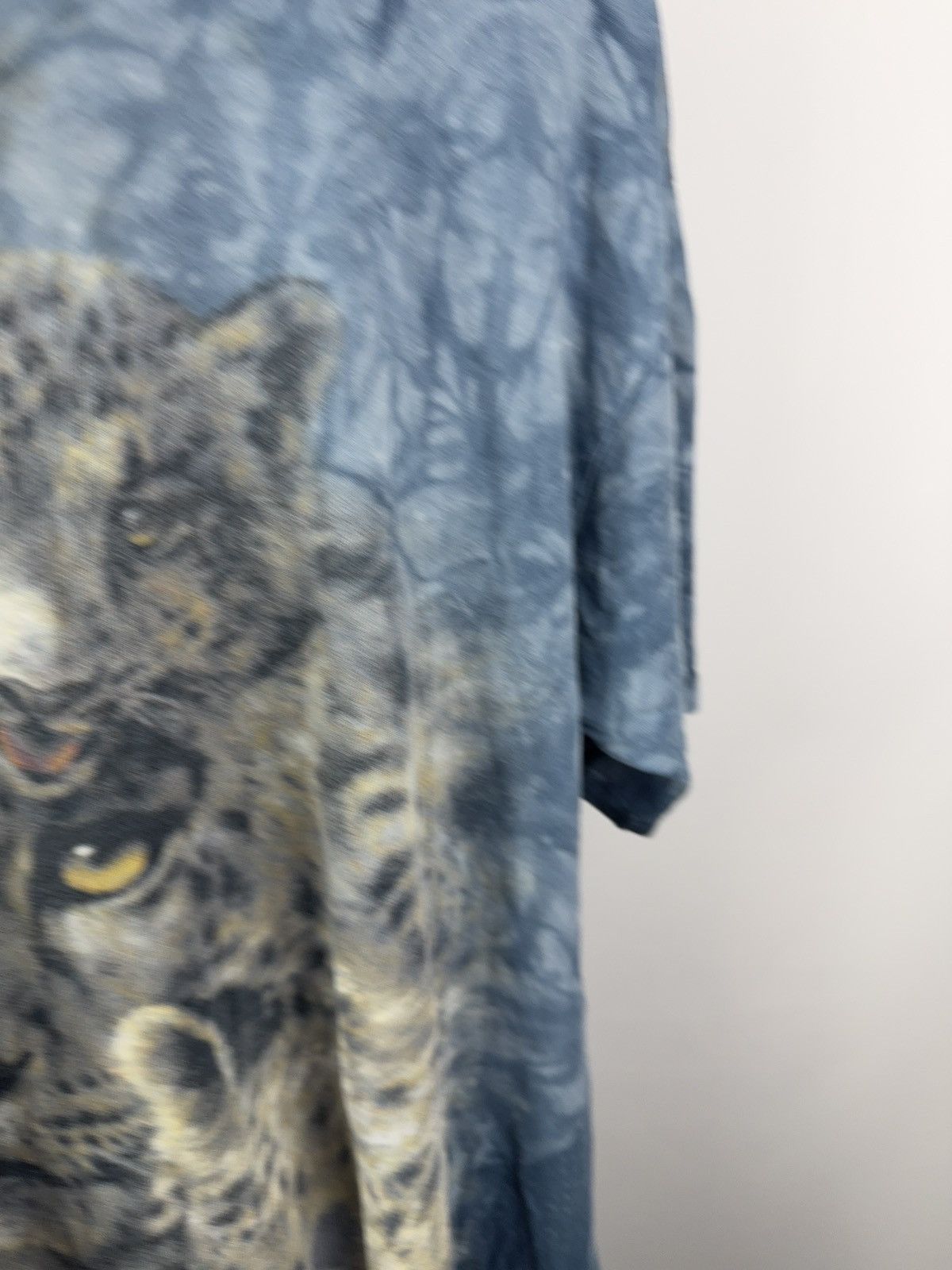 The Mountain Vintage 1998 The Mountain Snow Leopard Graphic T-Shirt Size US L / EU 52-54 / 3 - 10 Thumbnail