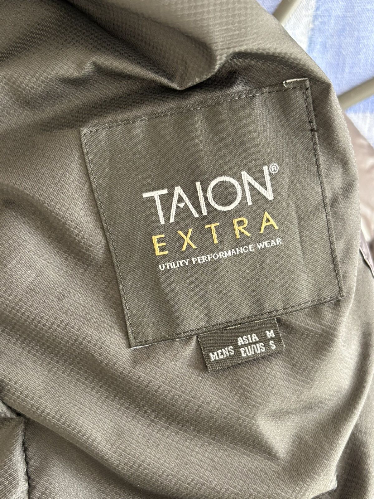 TAION Black Down Heated High Neck EXTRA Jacket Size US S / EU 44-46 / 1 - 7 Thumbnail