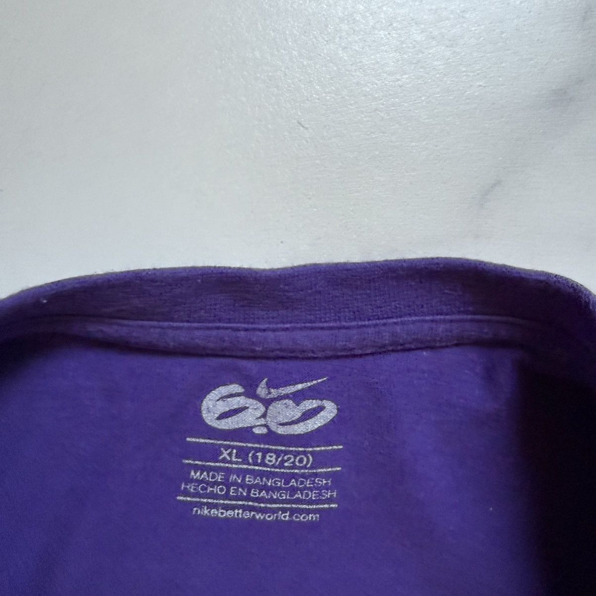 Nike Vintage Y2K Nike 6.0 Six.O T-Shirt Size US M / EU 48-50 / 2 - 5 Thumbnail