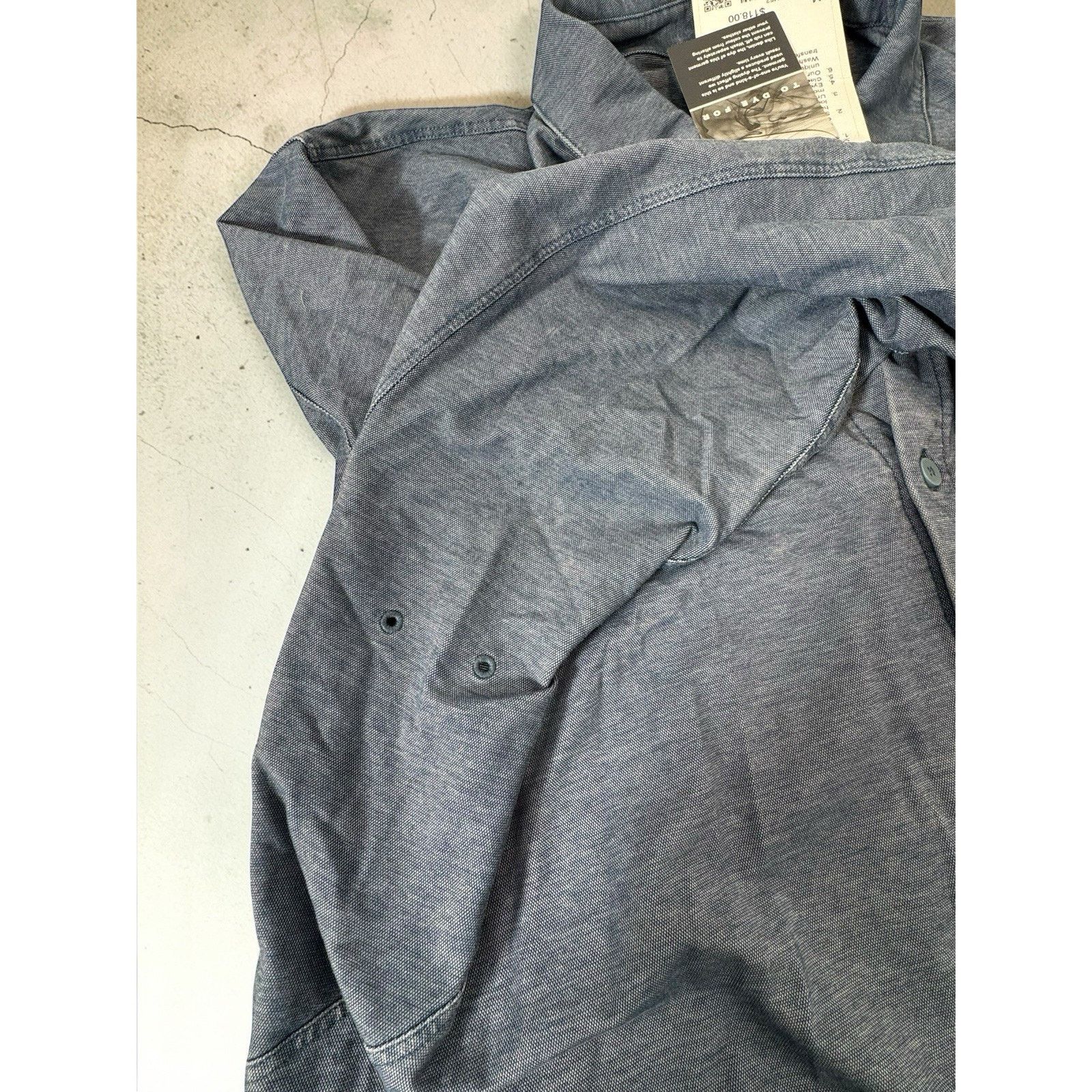 Lululemon Lululemon Men's Commission Shirt Size Medium , Denim Size US M / EU 48-50 / 2 - 4 Thumbnail