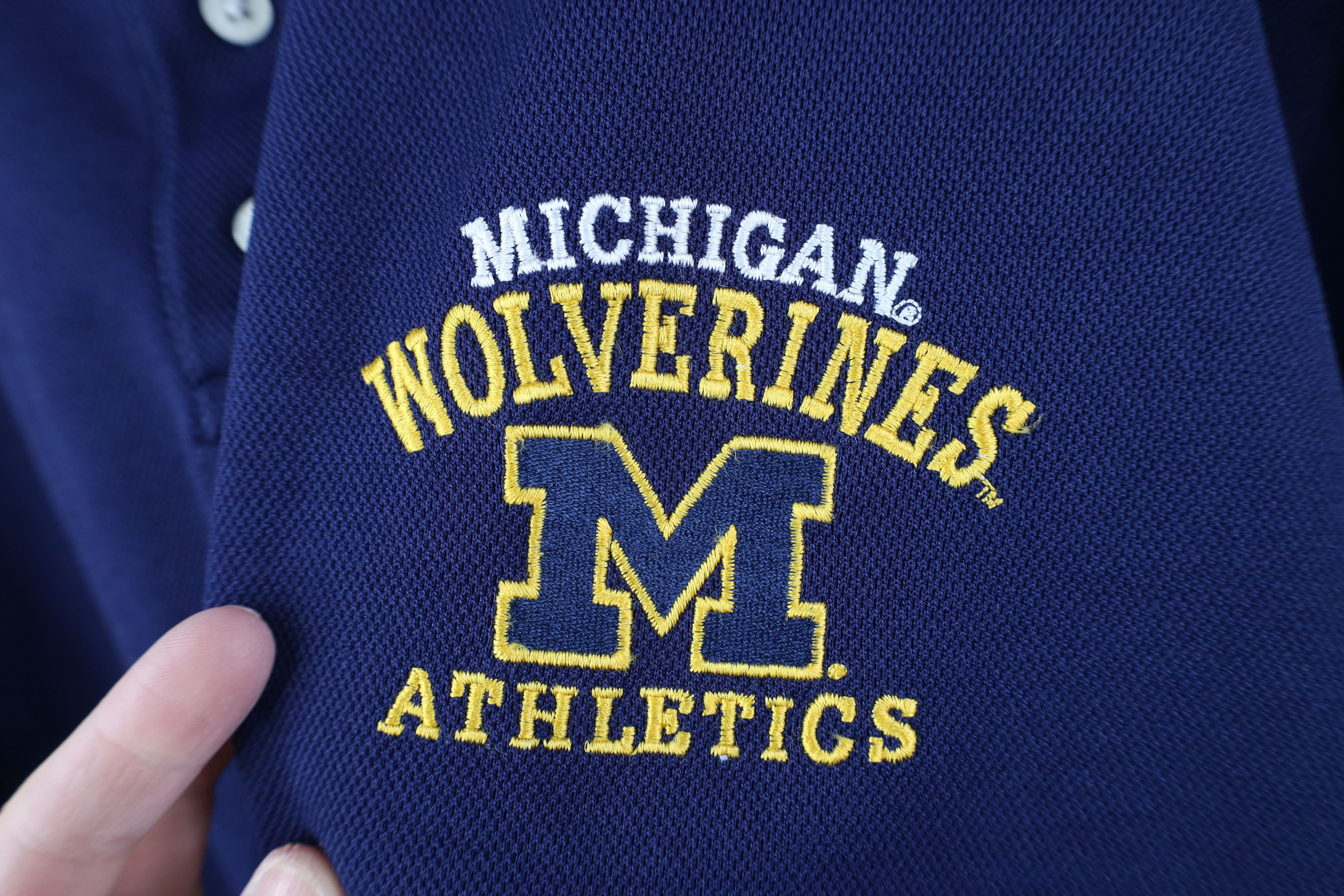 Starter Vintage 90s Starter University of Michigan Athletics Shirt Size US XL / EU 56 / 4 - 4 Thumbnail