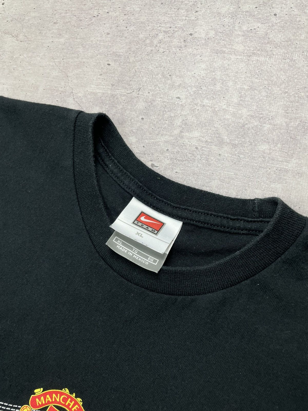 Nike × Vintage Vintage Manchester United Nike Tshirt Size US M / EU 48-50 / 2 - 8 Thumbnail