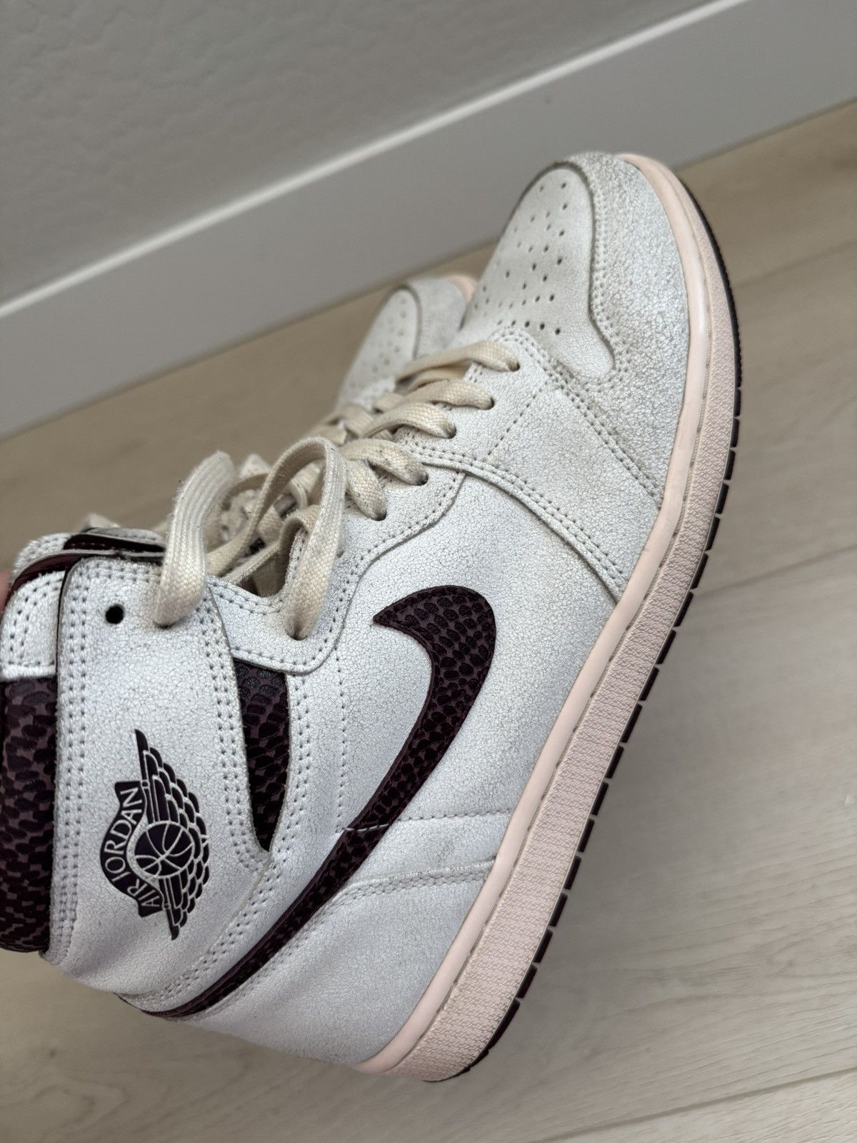 A Ma Maniere × Jordan Brand Jordan 1 A Ma Maniere (size 12) Size US 12 / EU 45 - 3 Thumbnail
