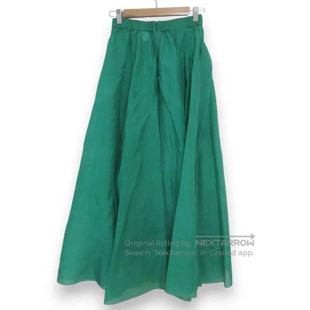 Other Elegant Green Silk Midi Skirt. Size 26" / US 2 / IT 38 - 2 Thumbnail