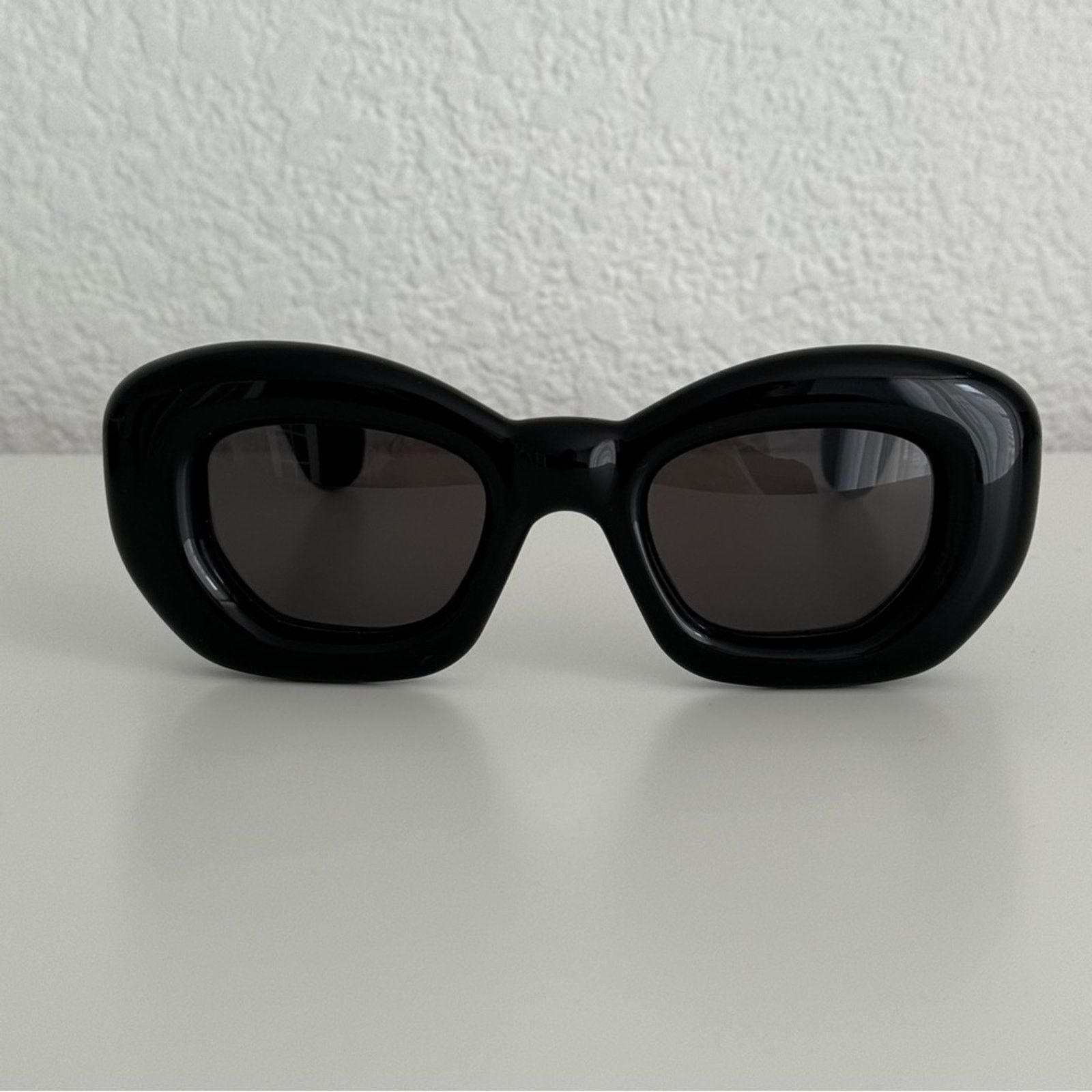 Loewe New! Loewe Black Sunglasses LW40117I 01A, Authentic Size ONE SIZE - 7 Thumbnail