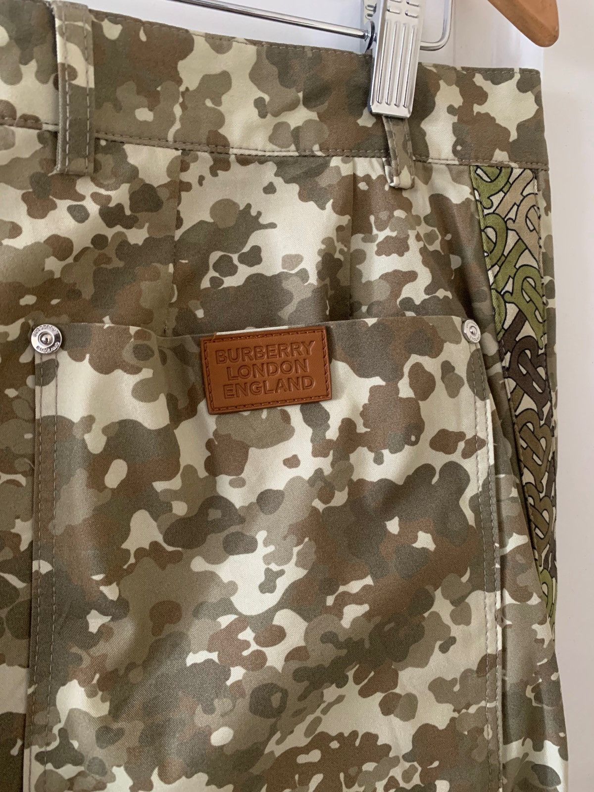 Burberry Burberry Camo Military Khakis Size US 34 / EU 50 - 3 Thumbnail