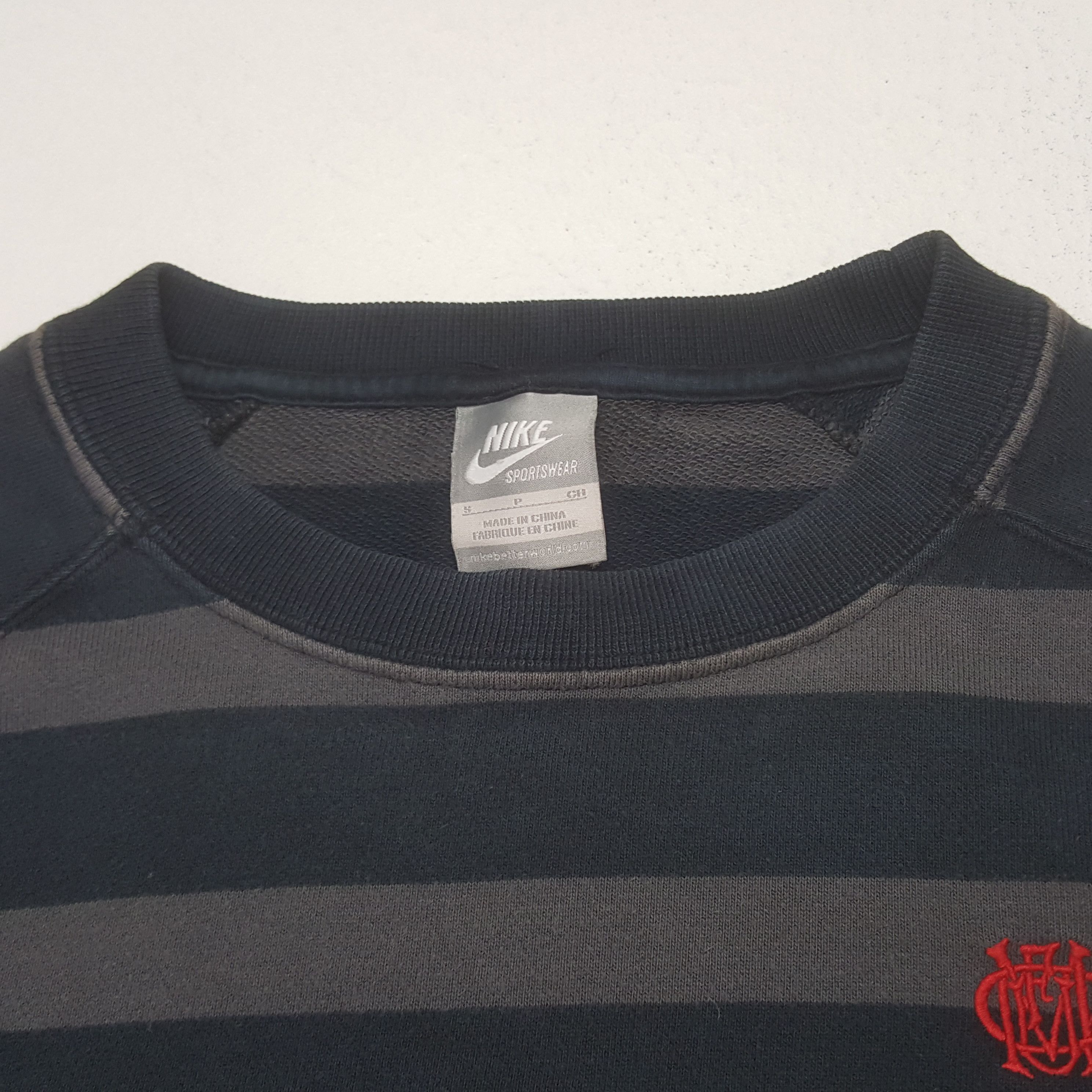 Nike Vintage Nike Striped Sweatshirt Size US M / EU 48-50 / 2 - 4 Thumbnail