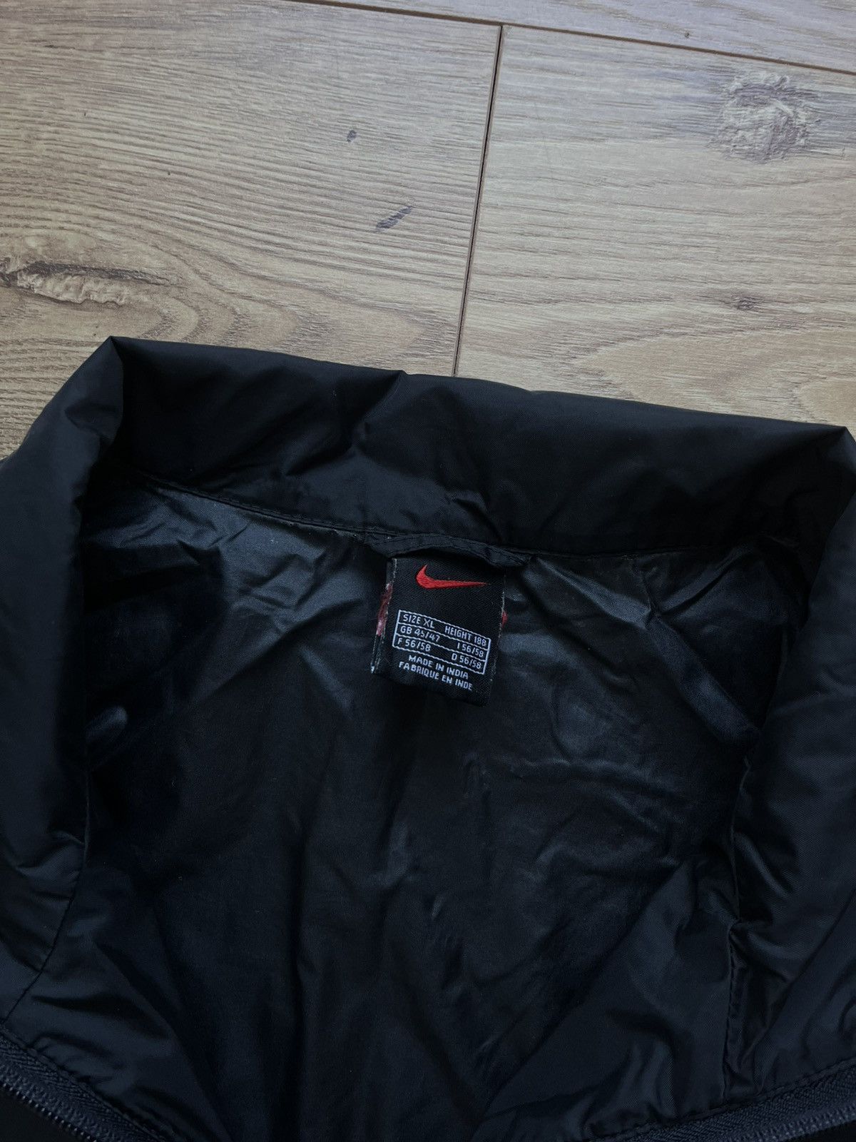 Nike 90’s NIKE RETRO NYLON SWOOSH LOGO VINTAGE TRACK JACKET Y2K Size US XL / EU 56 / 4 - 3 Thumbnail